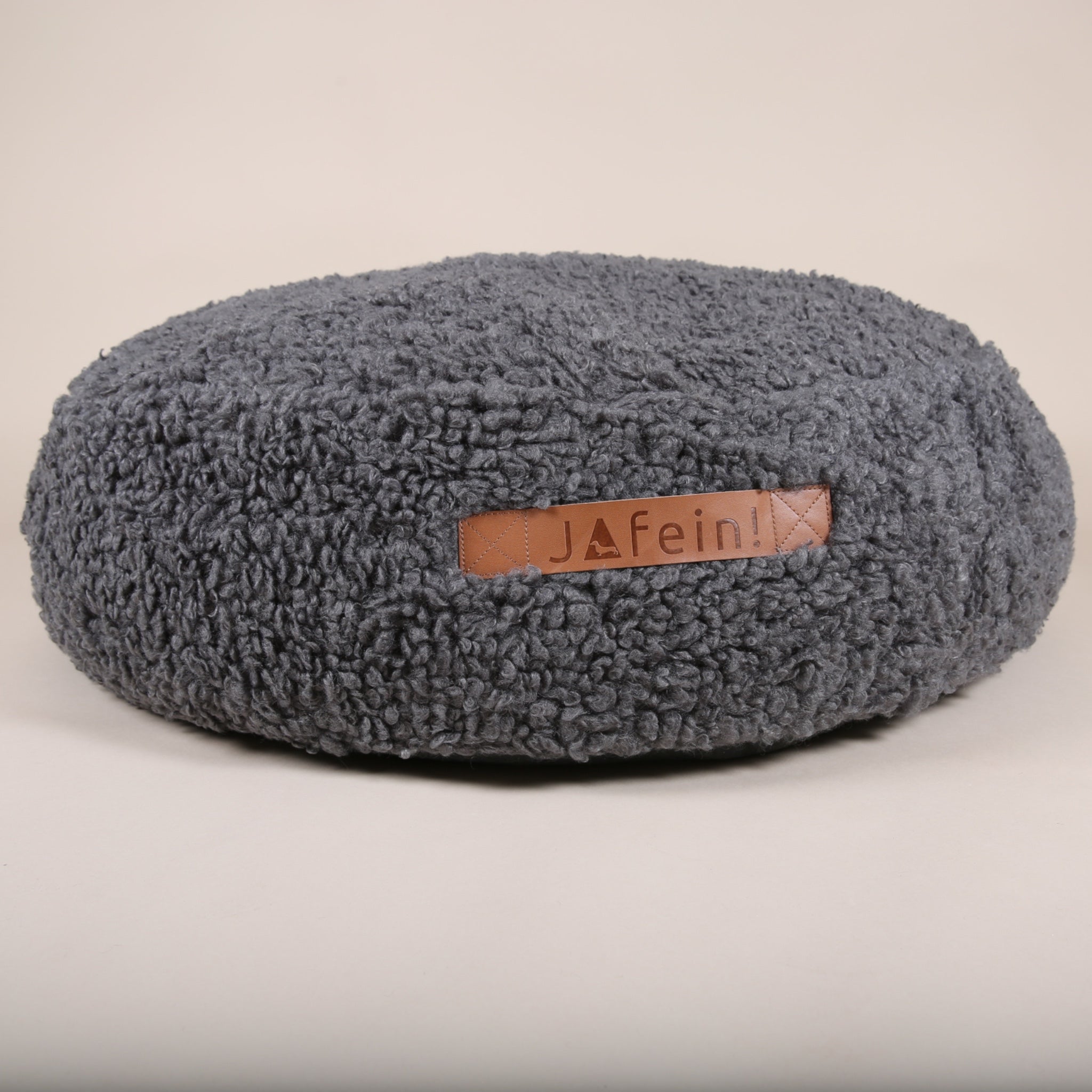 Hundebett Bouclé kaufen | Stilvolles Hundebett | JAfein! Dogs & Style